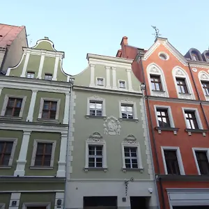 Rosemary's Private Ensuite In Old Town Auberge de jeunesse Poznań